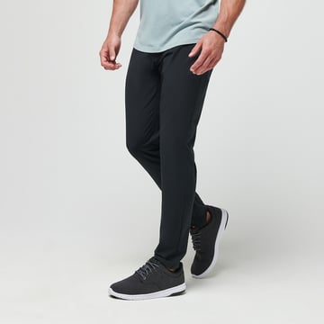 OTC Tech Chino Svart Travis Mathew