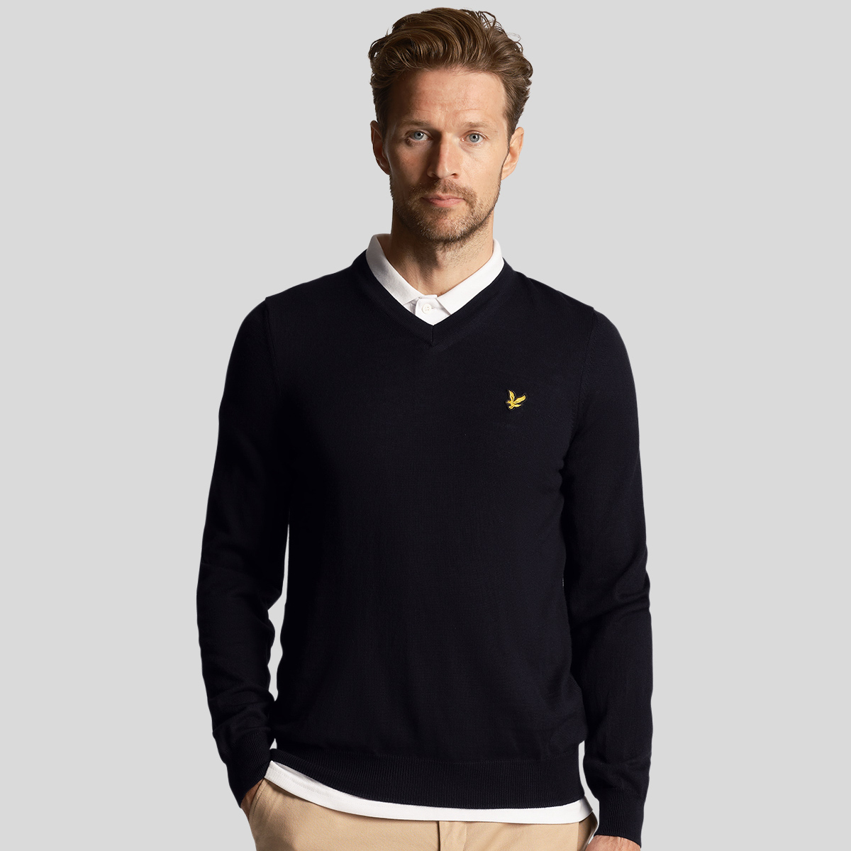 Lyle and scott v clearance neck sweater