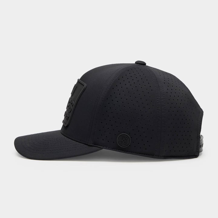 Perforated Delta Snapback Svart G/Fore